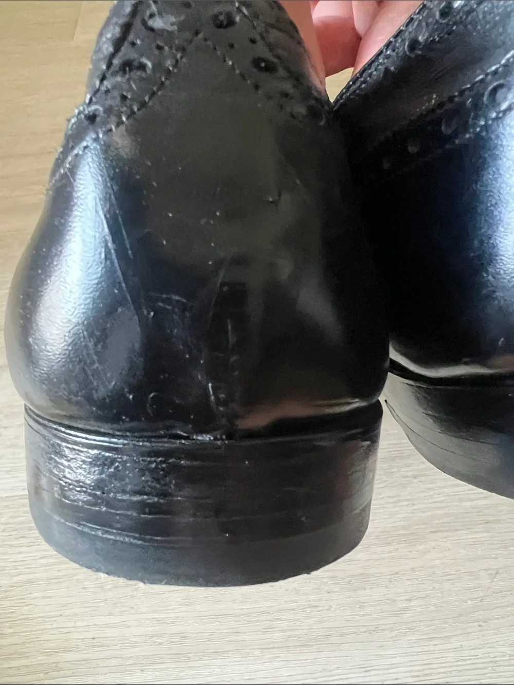 ALDEN 909 Wingtip Cap-Toe Black Lace-Up Oxford -11.5 B/D